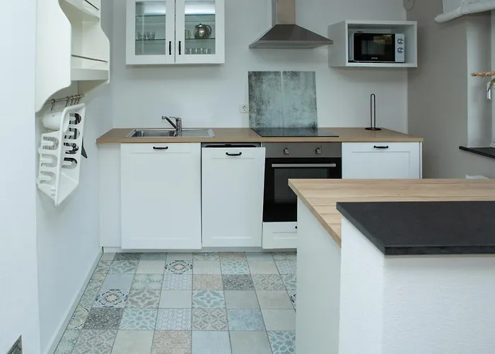 The Rocks - Mit Felsenpanorama * Gerolstein